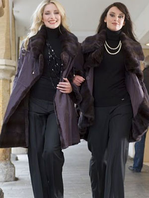  шёлково- меховые двусторонние пальто 03 