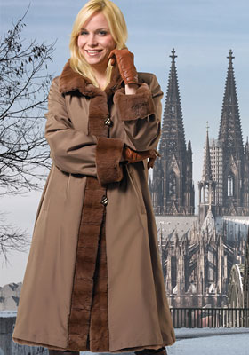  шёлково - меховая двусторонние пальто 08 